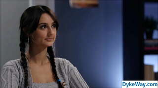 Tomboy, tuwid na batang babae at guro