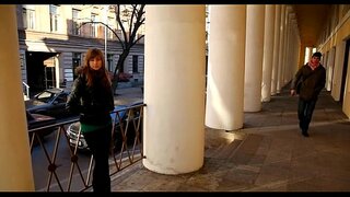 Dựng lên dương vật cho một mụ