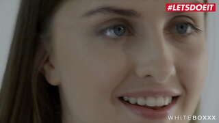 LETSDOEIT - (Shona Rio &amp;amp; Lena Reif) Tesão do Papai começa A Jogar E bater Com Dois Quentes Euro Babe Modelos